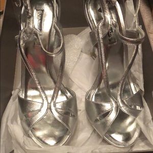 BCBGMAXAZRIA FARID HEELS